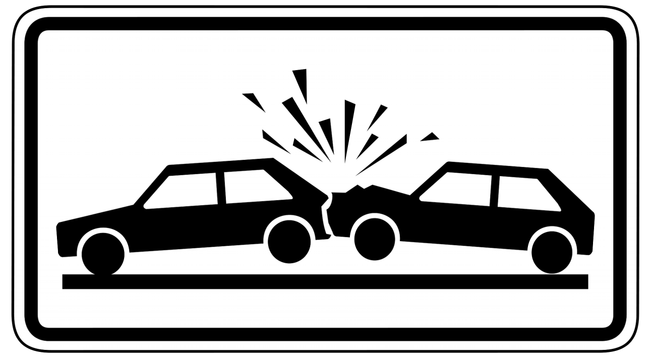 https://www.studiogdlex.it/wp-content/uploads/2021/07/traffic-sign-6771_1920-1280x705.png